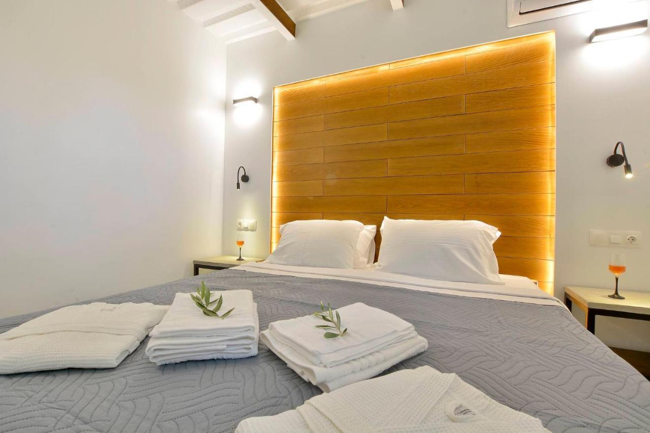 Villa Flamingo - 4 Bedrooms - Private Pool - Next To Renowned Issos Beach & Lake Korission Línia Dış mekan fotoğraf